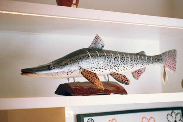 PEIXE SURUBIM FEITO DE MADEIRA MOLONGÓ